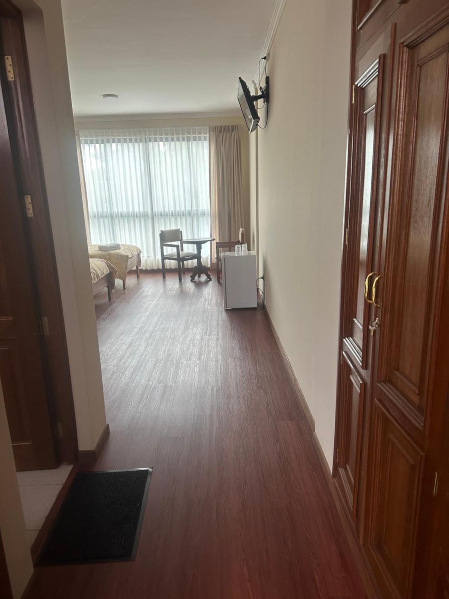 Hotel Oblitas Κοτσαμπάμπα Εξωτερικό φωτογραφία