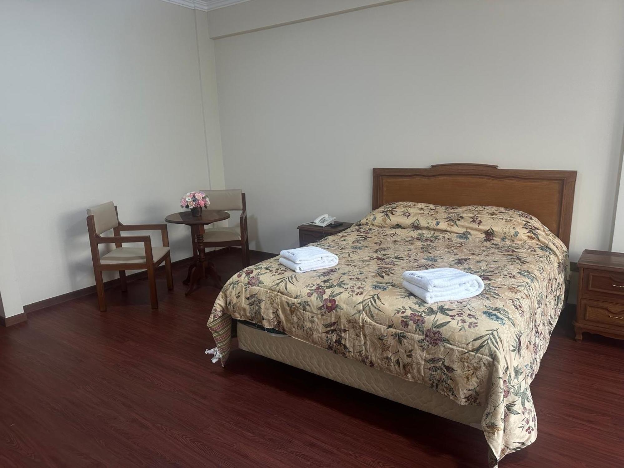 Hotel Oblitas Κοτσαμπάμπα Εξωτερικό φωτογραφία