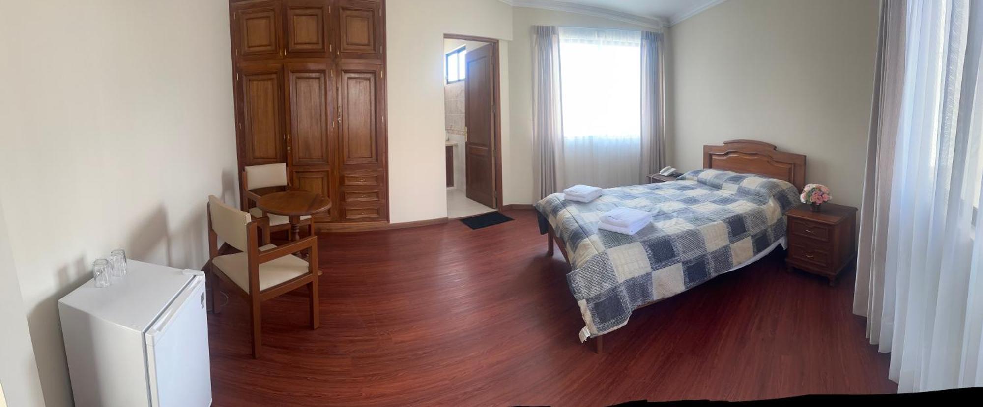 Hotel Oblitas Κοτσαμπάμπα Εξωτερικό φωτογραφία